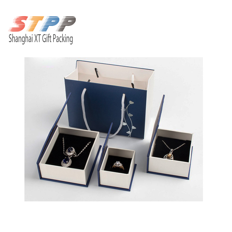 首飾包裝設(shè)計