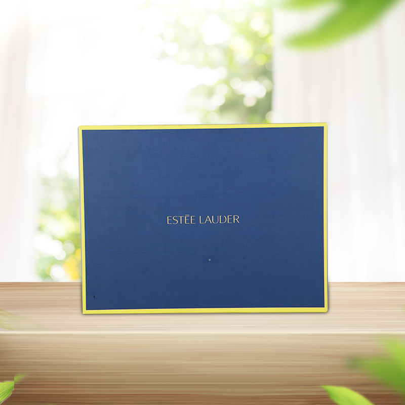 雅詩(shī)蘭黛盒